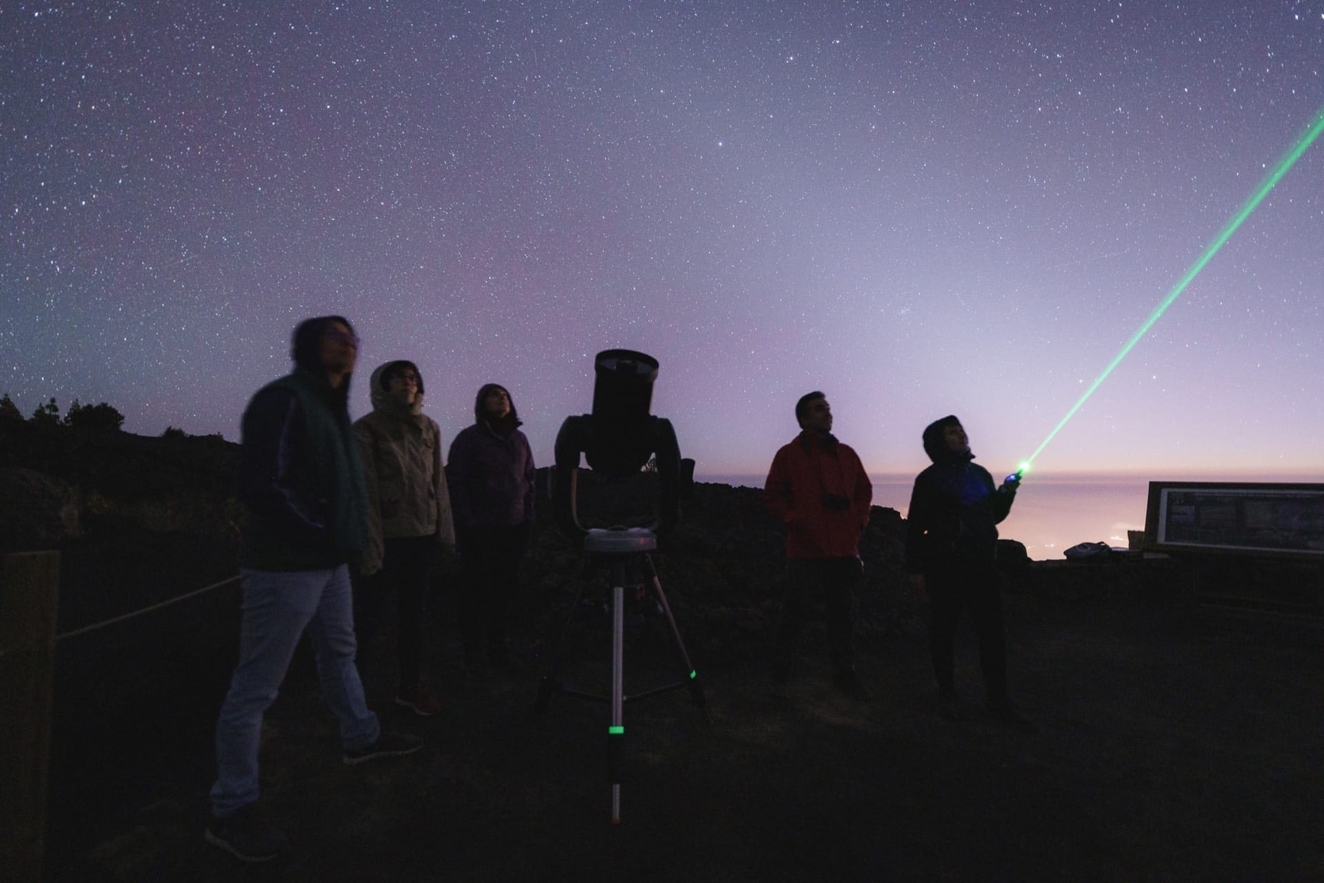 Telescopio en observación astronómica La Palma